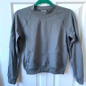 Lululemon crew sweatshirt with zip pockets
